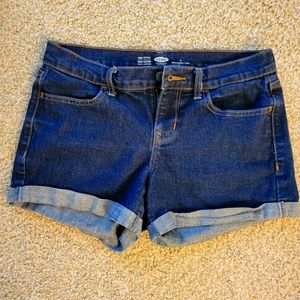 Women's Cuffed Mid Rise Jean Shorts Size 4R Stretch - Old Navy